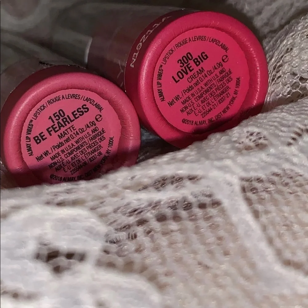 Almay Lip Vibes Cream Lipstick (2) NEW & SEALED